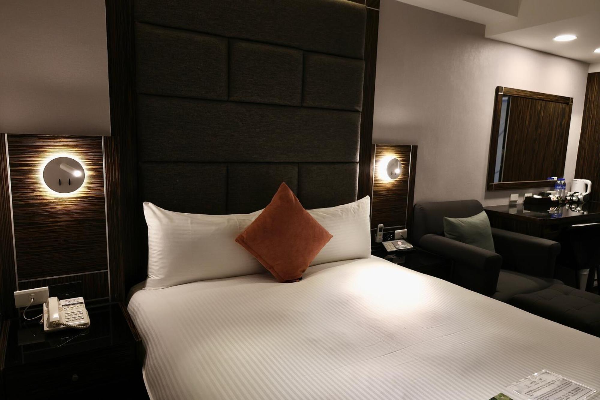 Hub Hotel - Zhongshan Branch Тайбей Екстер'єр фото